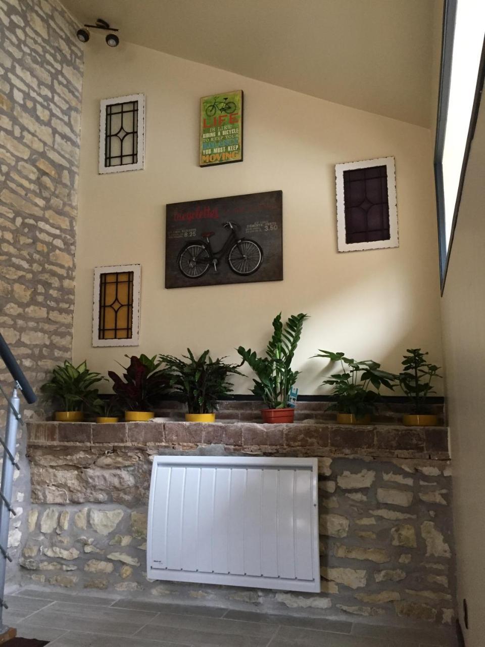 Bed and Breakfast Le Rouge&Blanc à Saint-Maurice-le-Vieil Extérieur photo